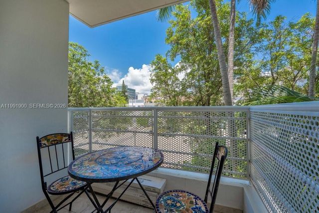 1532 Drexel Ave 202, Miami Beach, FL 33139