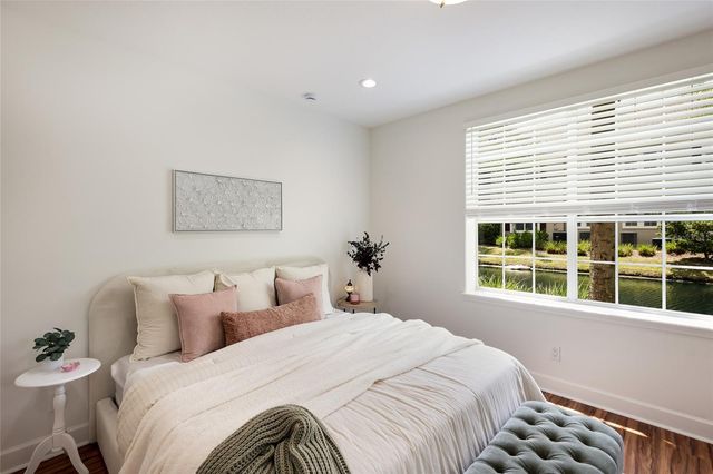 7906 ST SIMONS STREET 7906, University Park, FL 34201