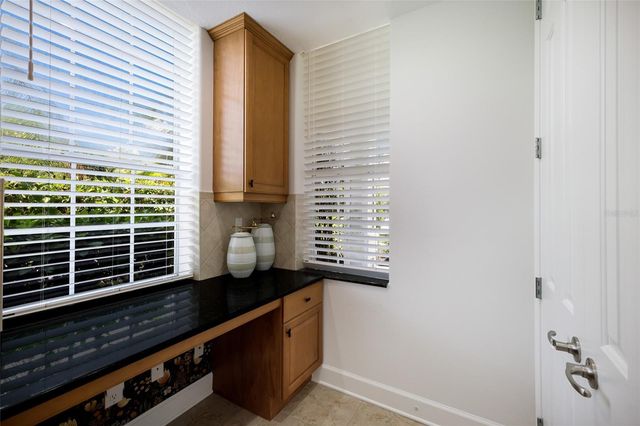 7906 ST SIMONS STREET 7906, University Park, FL 34201