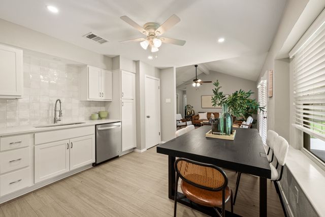 7529 Evergreen Drive, Watauga, TX 76148