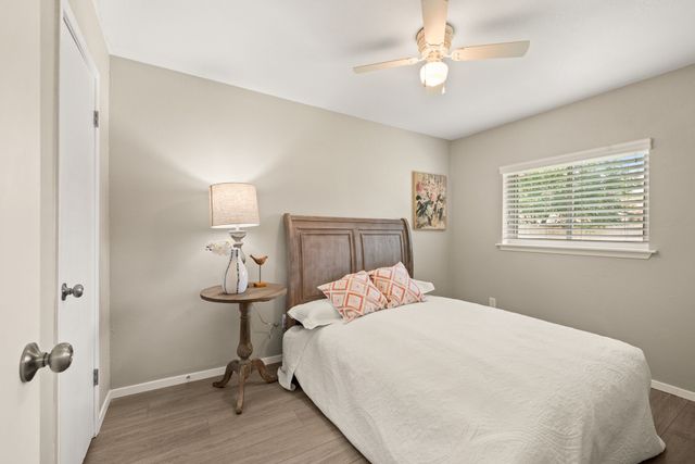 7529 Evergreen Drive, Watauga, TX 76148