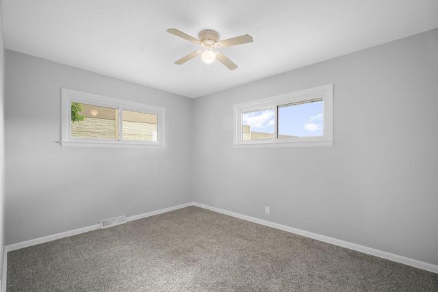 4550 S 47th STREET, Greenfield, WI 53220