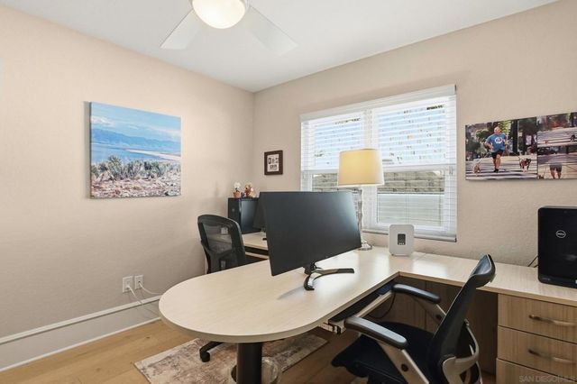 1693 Honeysuckle Ct, Encinitas, CA 92024