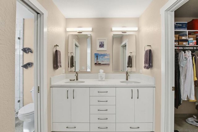 1693 Honeysuckle Ct, Encinitas, CA 92024