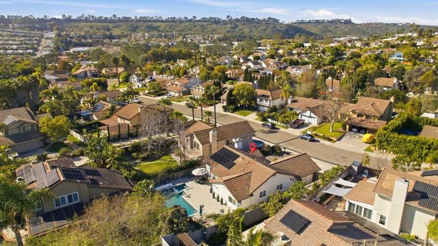 1693 Honeysuckle Ct, Encinitas, CA 92024