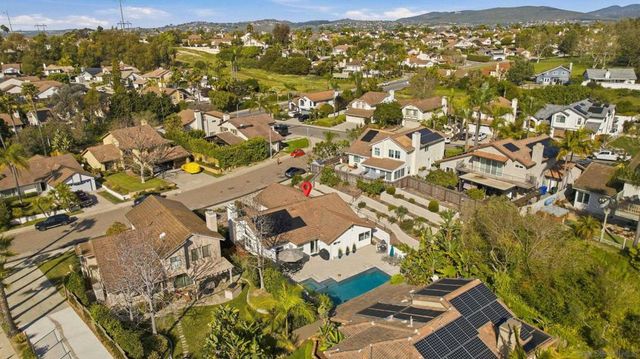 1693 Honeysuckle Ct, Encinitas, CA 92024