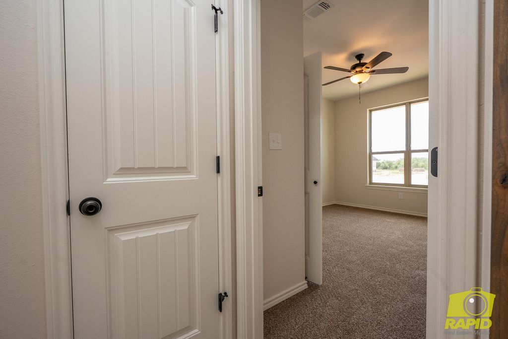 Image 16 of property listing at 9698 Jaguar Trail, San Angelo, TX 76901