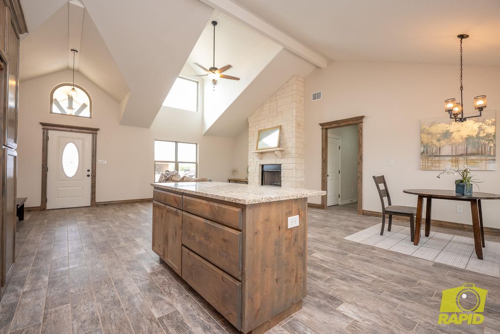 Image 8 of property listing at 9698 Jaguar Trail, San Angelo, TX 76901