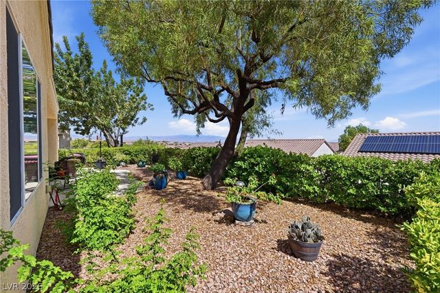 2198 Blackburn Hills Avenue, Henderson, NV 89044