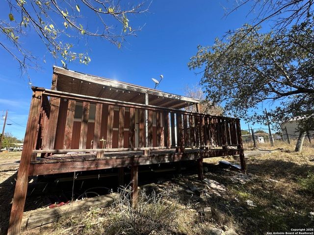 664 River Bend Road, Bandera, TX 78003