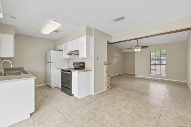 5851 Cliffbrier, San Antonio, TX 78250