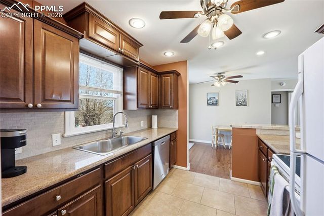 2813 Ute Drive, Colorado Springs, CO 80907