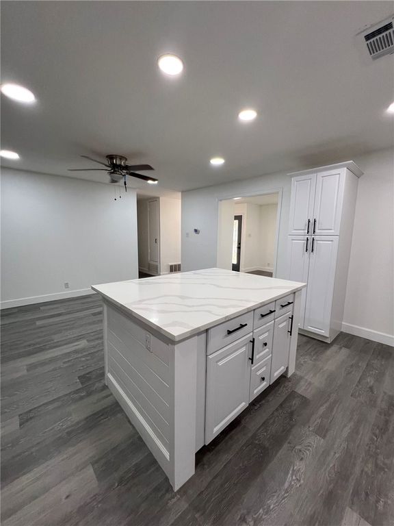 6002 Killarmet Dr, Corpus Christi, TX 78413 — photo 5