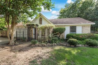 413 Texas Avenue, Hewitt, TX 76643