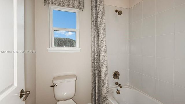 597 SE Ranch Oak Circle, Port St. Lucie, FL 34984