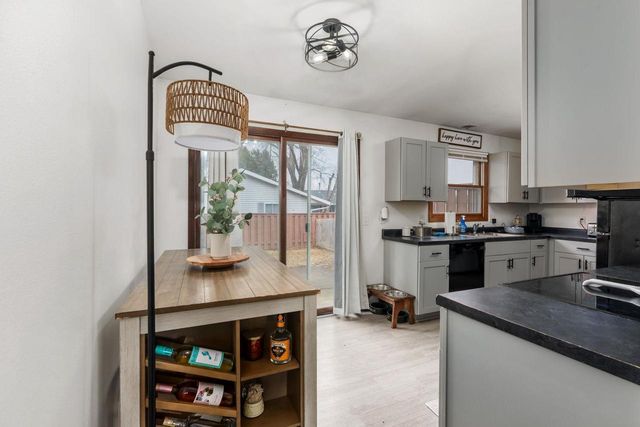 405-407 Simonson Street, Cambridge, WI 53523