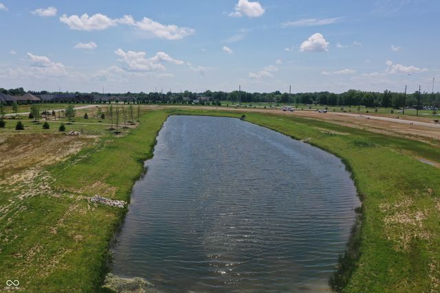 1682 Mill Pond Lane, Franklin, IN 46131