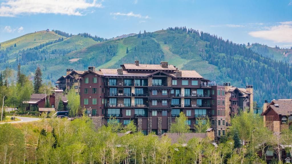 8680 EMPIRE CLUB DR #13, Park City, UT 84060 — exterior