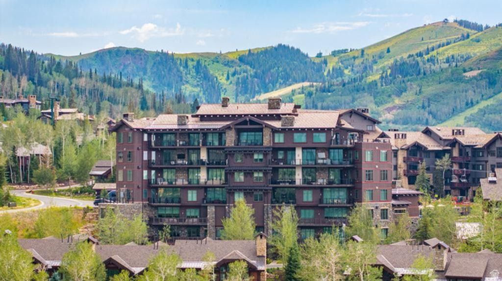 8680 EMPIRE CLUB DR #13, Park City, UT 84060 — photo 2