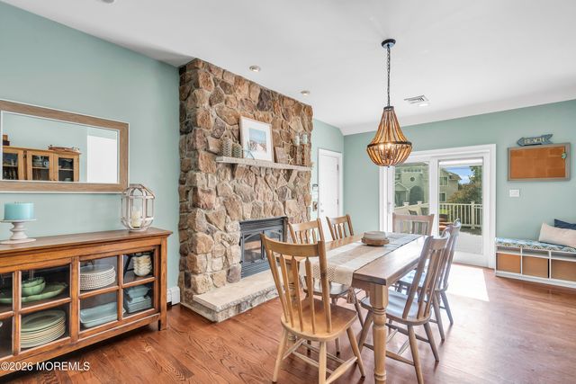 14 Winhar Place, Oceanport, NJ 07757