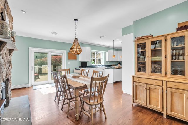 14 Winhar Place, Oceanport, NJ 07757