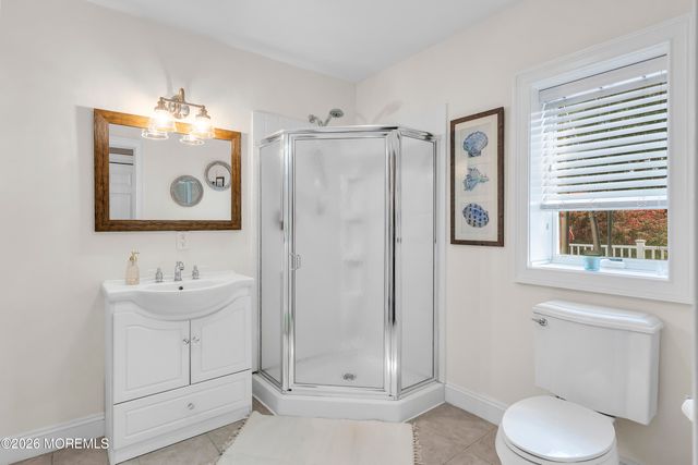 14 Winhar Place, Oceanport, NJ 07757