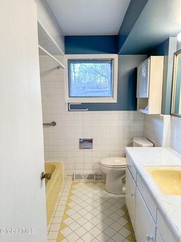 148 S Allen Street, Albany, NY 12208