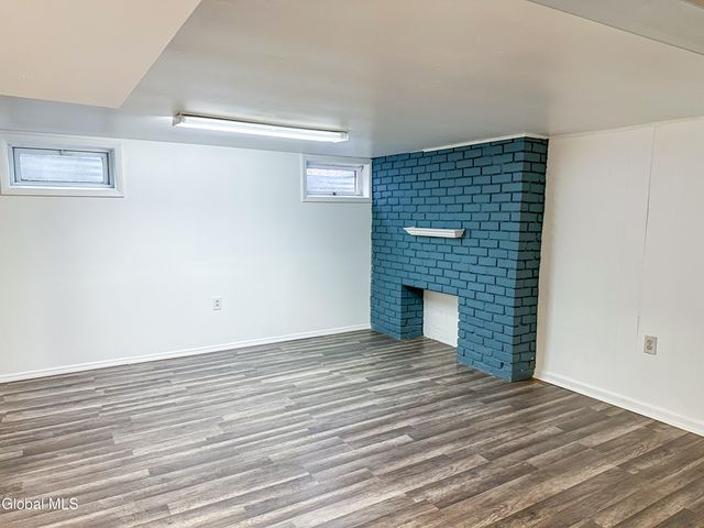 148 S Allen Street, Albany, NY 12208