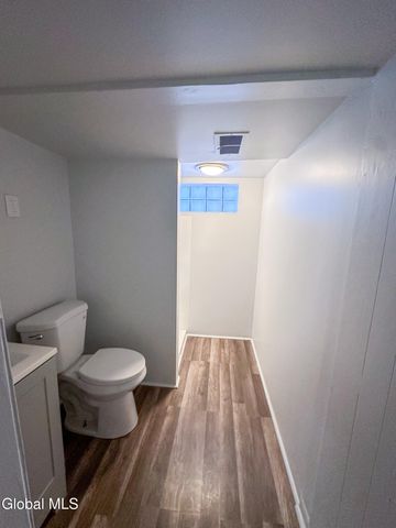 148 S Allen Street, Albany, NY 12208