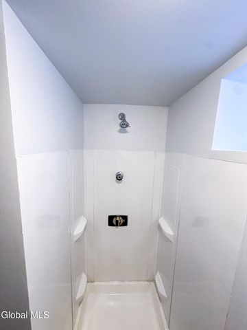 148 S Allen Street, Albany, NY 12208