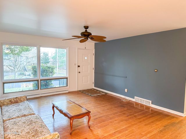 148 S Allen Street, Albany, NY 12208