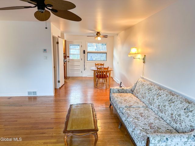 148 S Allen Street, Albany, NY 12208