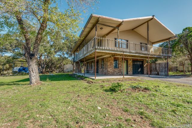 582 ORBIT DR, Canyon Lake, TX 78133