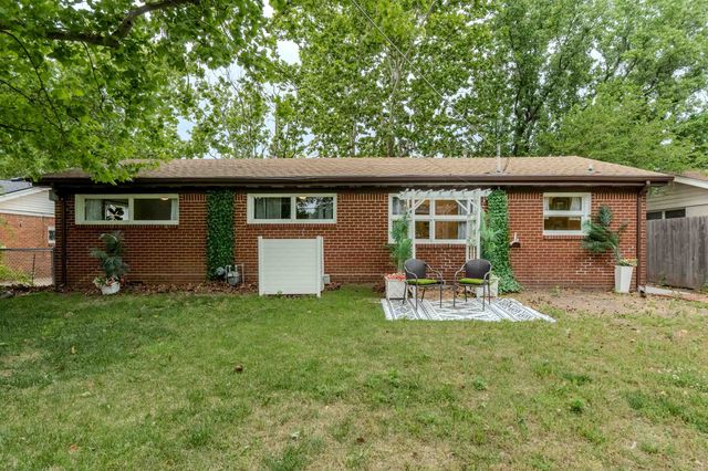 1234 N Buckner St, Derby, KS 67037