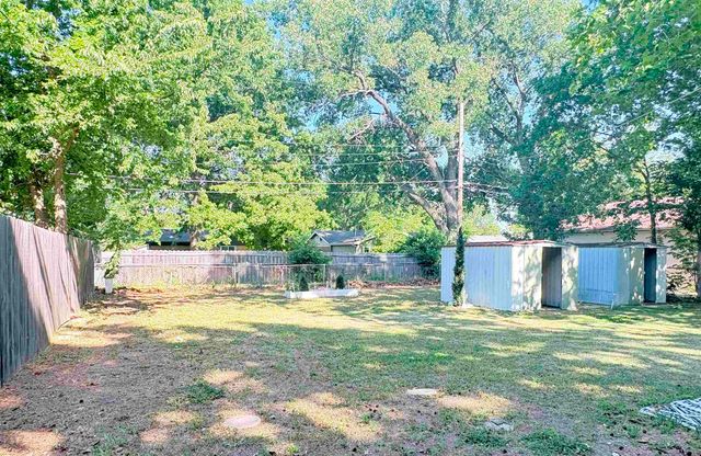 1234 N Buckner St, Derby, KS 67037