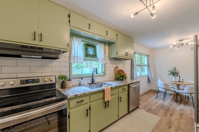 1234 N Buckner St, Derby, KS 67037