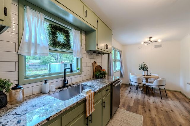 1234 N Buckner St, Derby, KS 67037