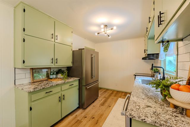 1234 N Buckner St, Derby, KS 67037