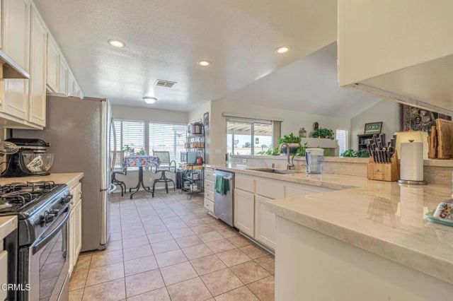 37064 Springfield Street, Palmdale, CA 93552
