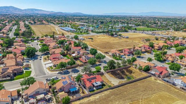 37064 Springfield Street, Palmdale, CA 93552