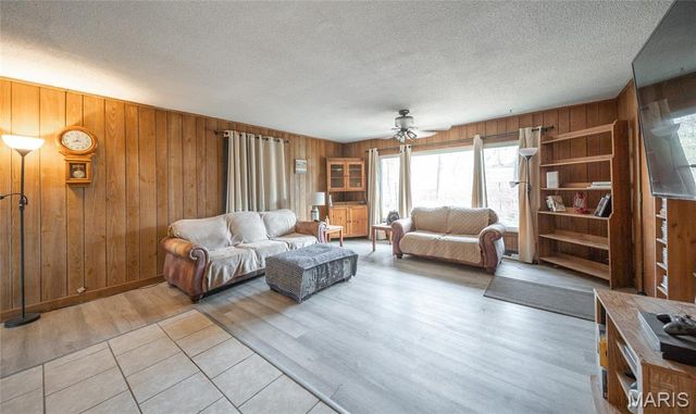 13551 State Route F, Rolla, MO 65401