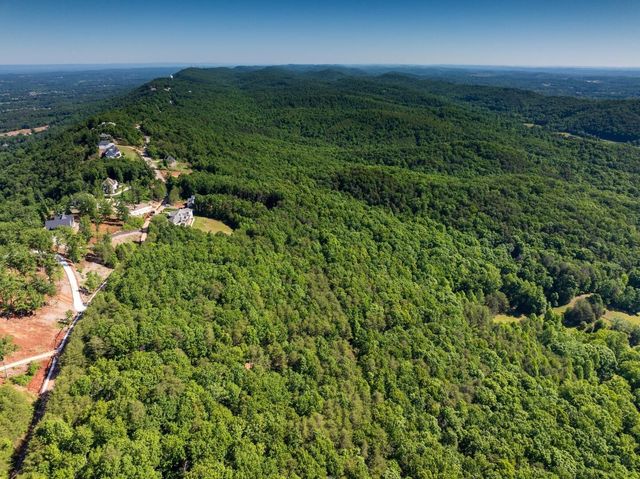 8100 Balata Drive, Ooltewah, TN 37363