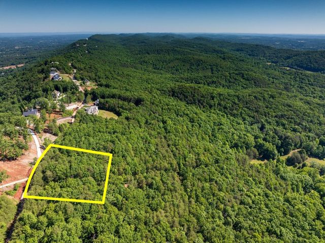 8100 Balata Drive, Ooltewah, TN 37363