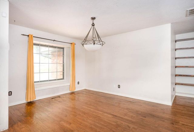 6112 N Allison Drive, Oklahoma City, OK 73112