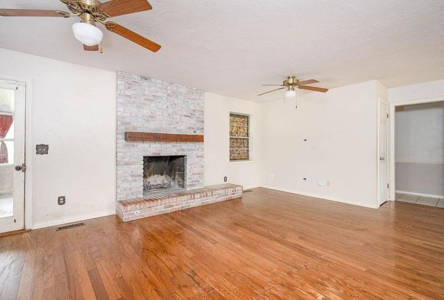 6112 N Allison Drive, Oklahoma City, OK 73112