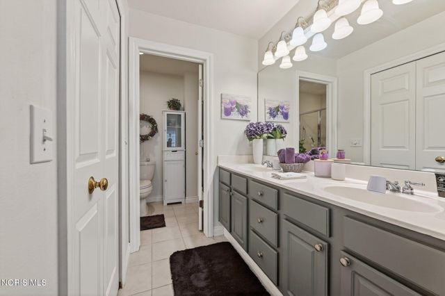 26442 E Wexford Drive, Perrysburg, OH 43551