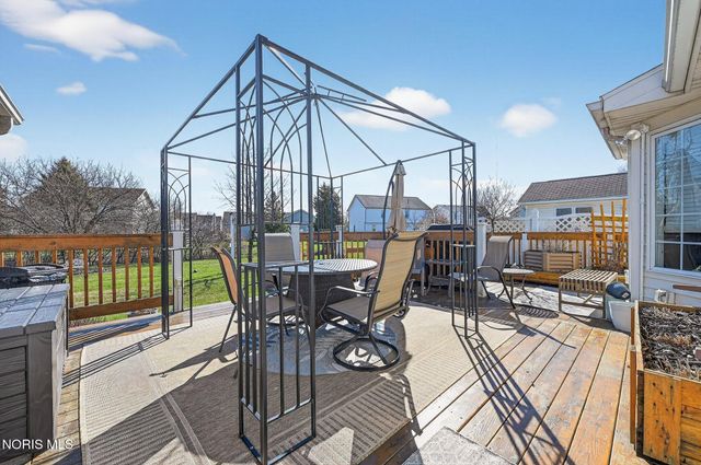 26442 E Wexford Drive, Perrysburg, OH 43551