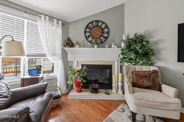 26442 E Wexford Drive, Perrysburg, OH 43551