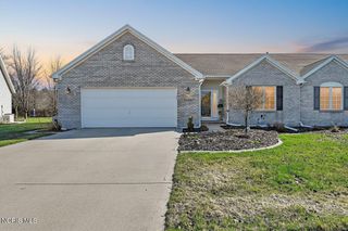 26442 E Wexford Drive, Perrysburg, OH 43551