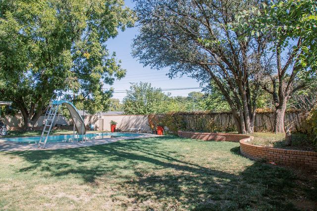 1308 Borger Street, Plainview, TX 79072